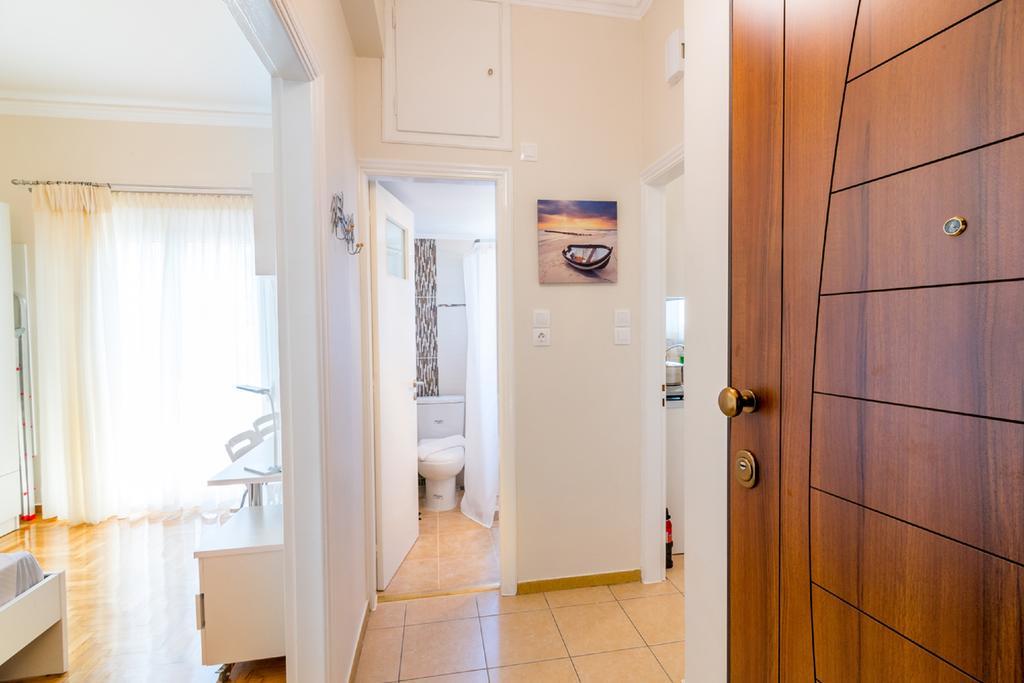 Apartamento Charmy Petit Flat In Atenas Exterior foto