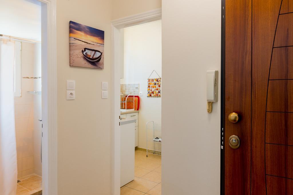 Apartamento Charmy Petit Flat In Atenas Exterior foto